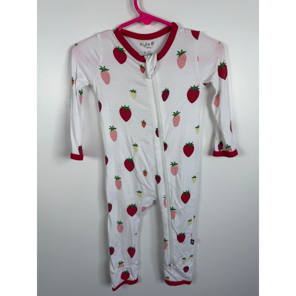 Kyte Baby Strawberry Bamboo Zippered Romper 6-12 Months